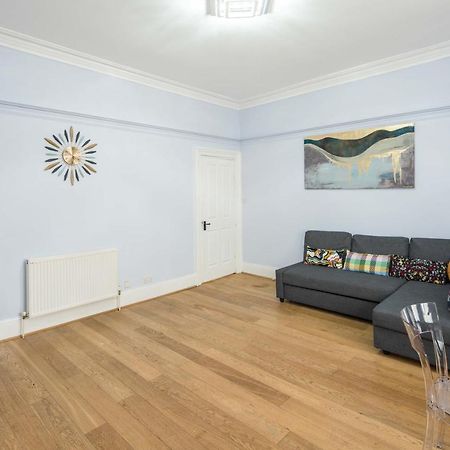 Gloucester Station Gem: 3 Bedroom Oasis Лондон Экстерьер фото